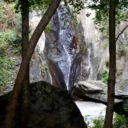 La Petite Colline A 别墅 塞雷