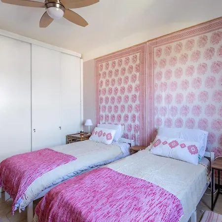 别墅 La Petite Colline A *