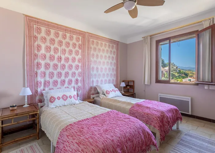 La Petite Colline A Willa